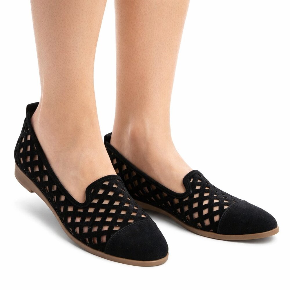 FRANCO SARTO Womens Sz 6 Black Suede Cut Out Slip On‎ Flats Loafers